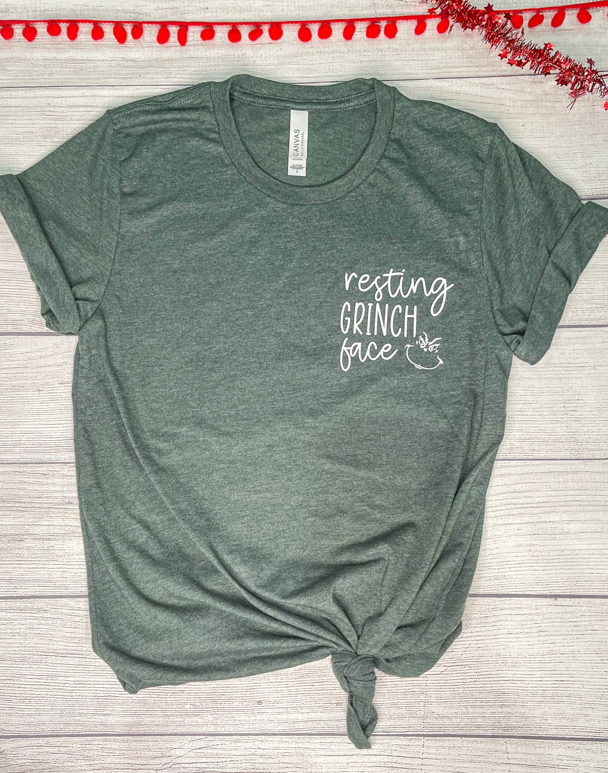 Resting Grinch Face T-Shirt: XS - Storm and Sky Shoppe - SunshineSoulMD