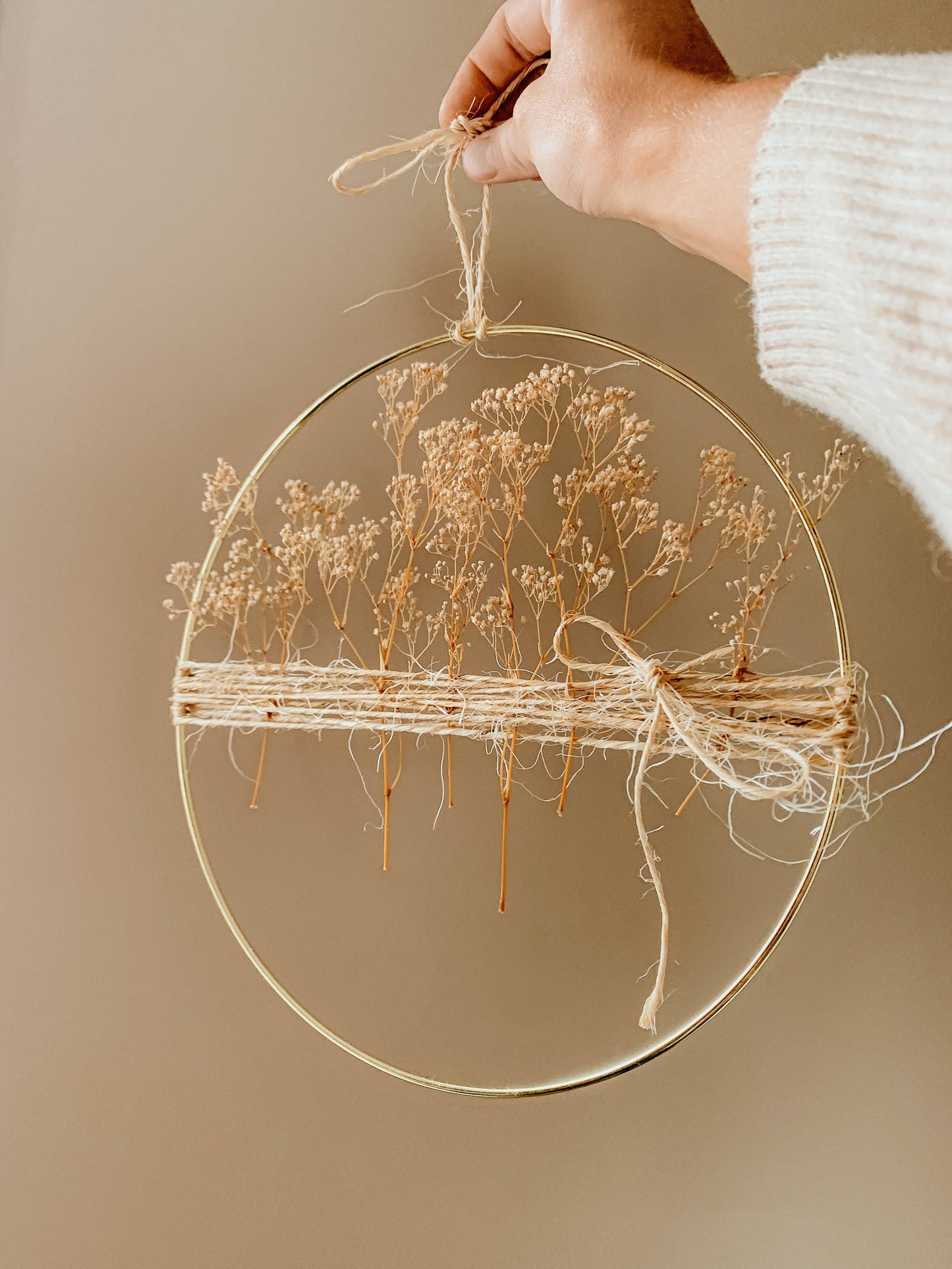 Dried Flowers Round Wall Hanging / Door Wreath Ring - Storm And Sky