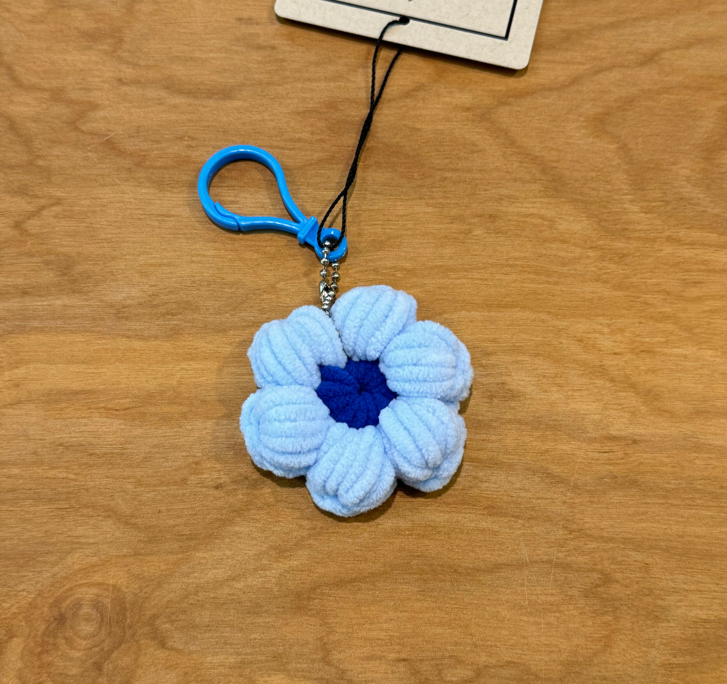 Crochet Flower Keychain - Storm and Sky Shoppe