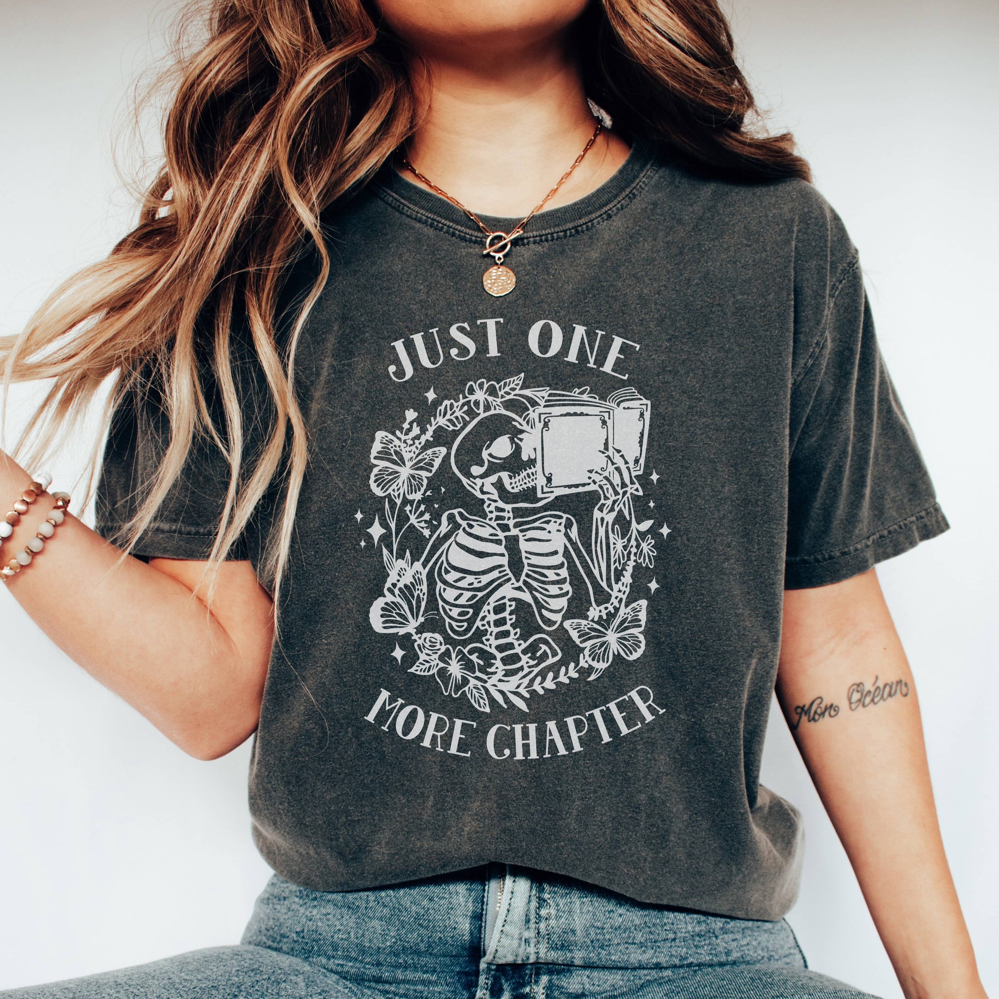 Just One More Chapter Book Graphic Shirt, Skeleton T Shirt: 2X-Large - Storm and Sky Shoppe - Mugsby
